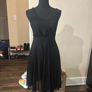 Elegant Black Sleeveless Dress